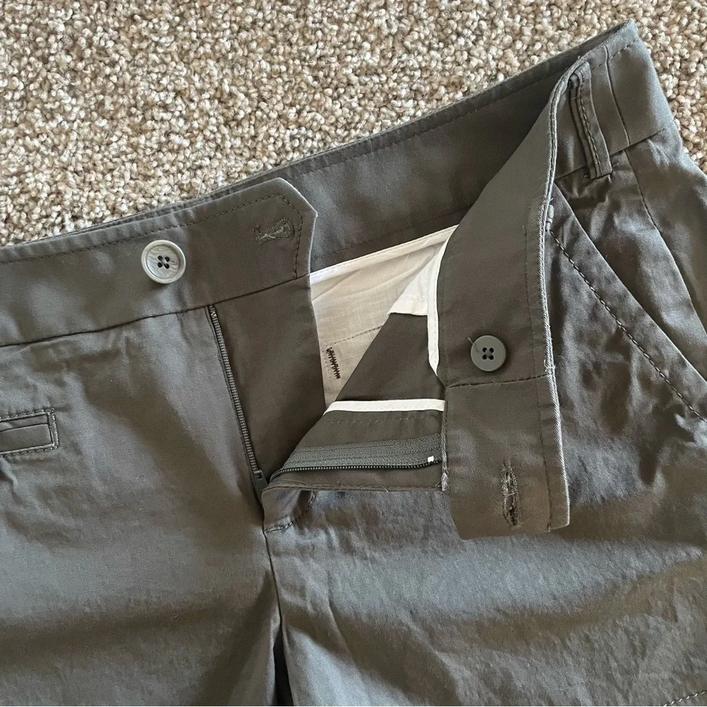 Vintage y2k Banana Republic Stretch Martin Fit Short Shorts Women’s 8 Gray Moto - Picture 9 of 13